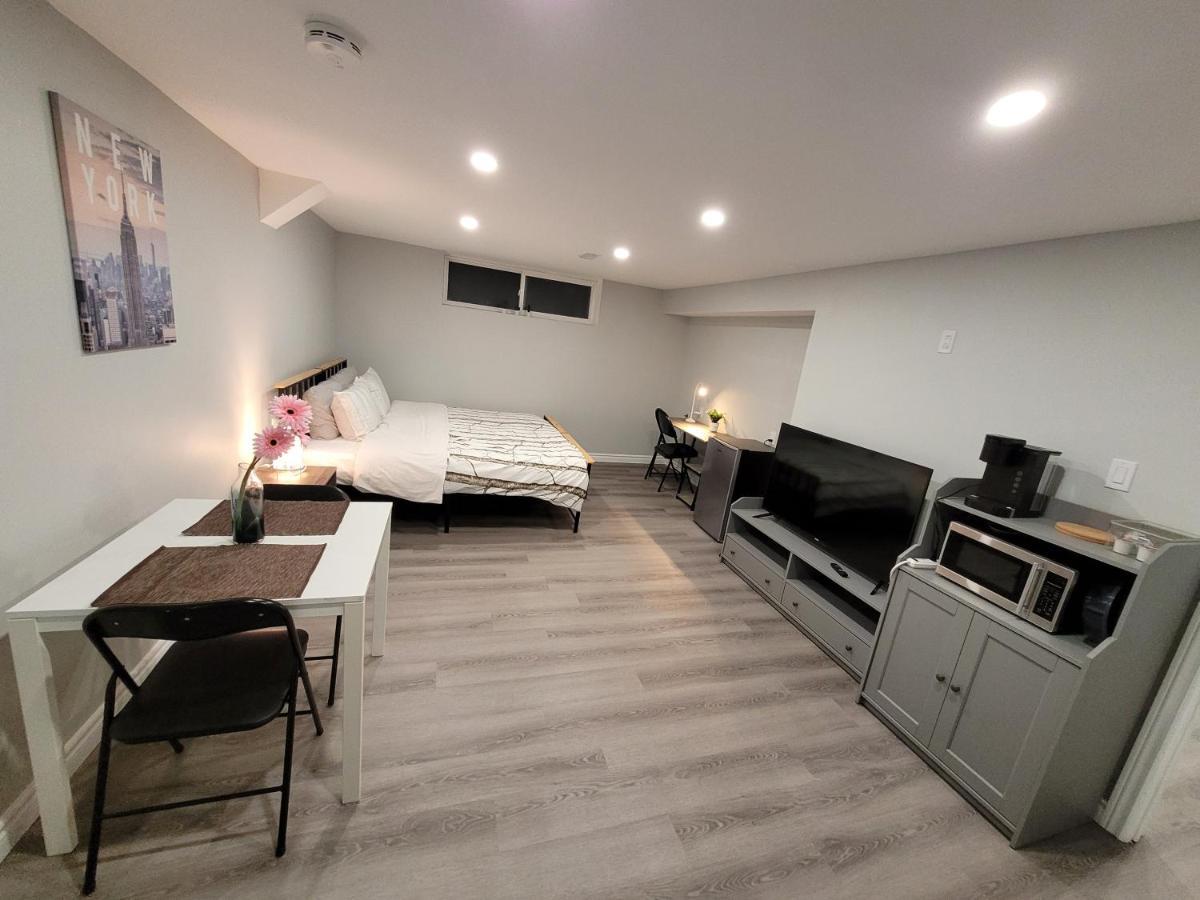 Guest House Basement - Master Bedrooms In Bayview Village Toronto Eksteriør bilde